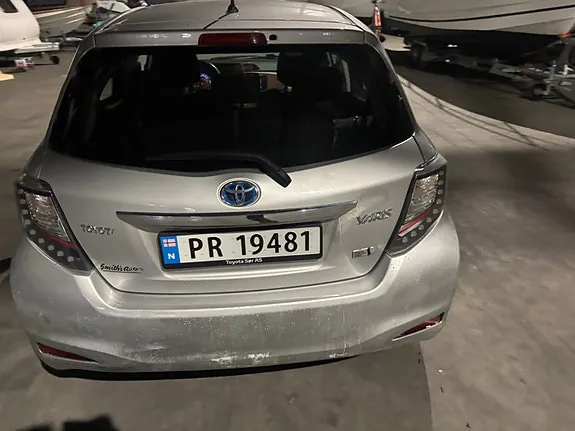 Toyota Yaris 2013 photo 3