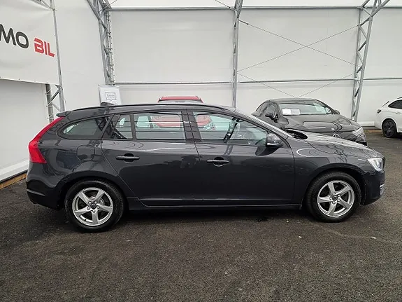 Volvo V60 2017 photo 4