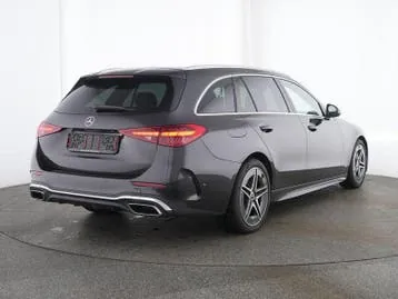 Mercedes-Benz C-Class 2025 photo 2
