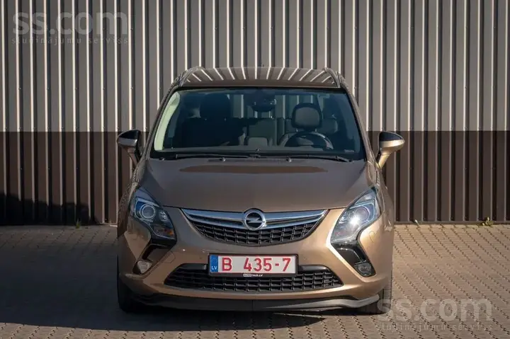 Opel Zafira 2014 photo 2