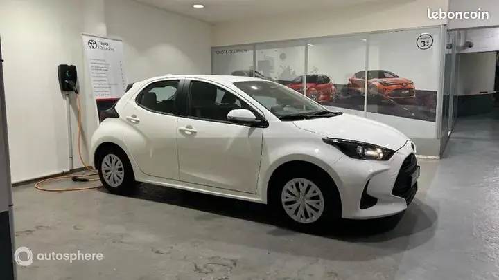 Toyota Yaris 2025 photo 4