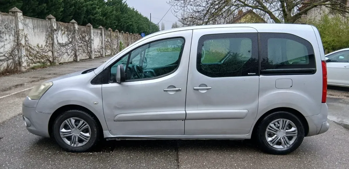 Citroen Berlingo 2010 photo 3