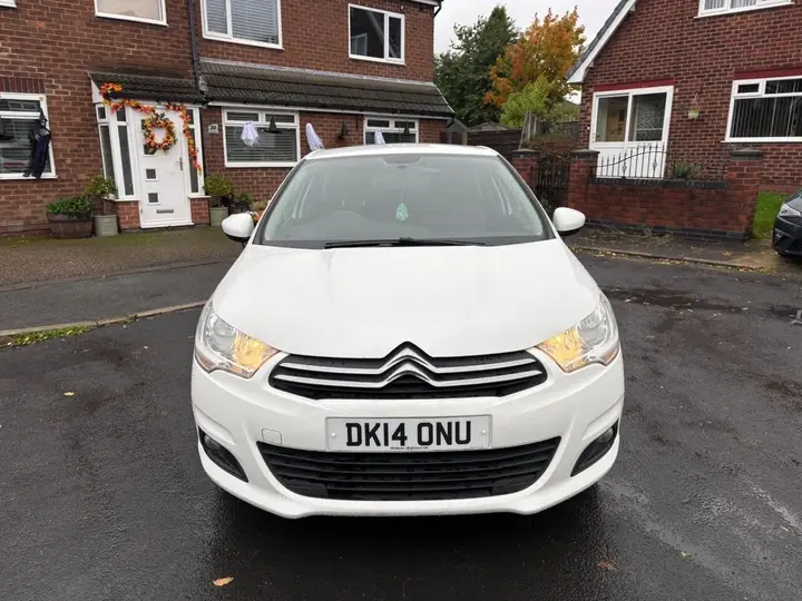 Citroen C4 2014 photo 2