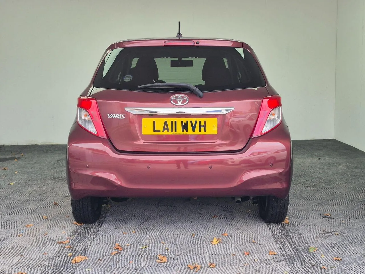 Toyota Yaris 2011 photo 5