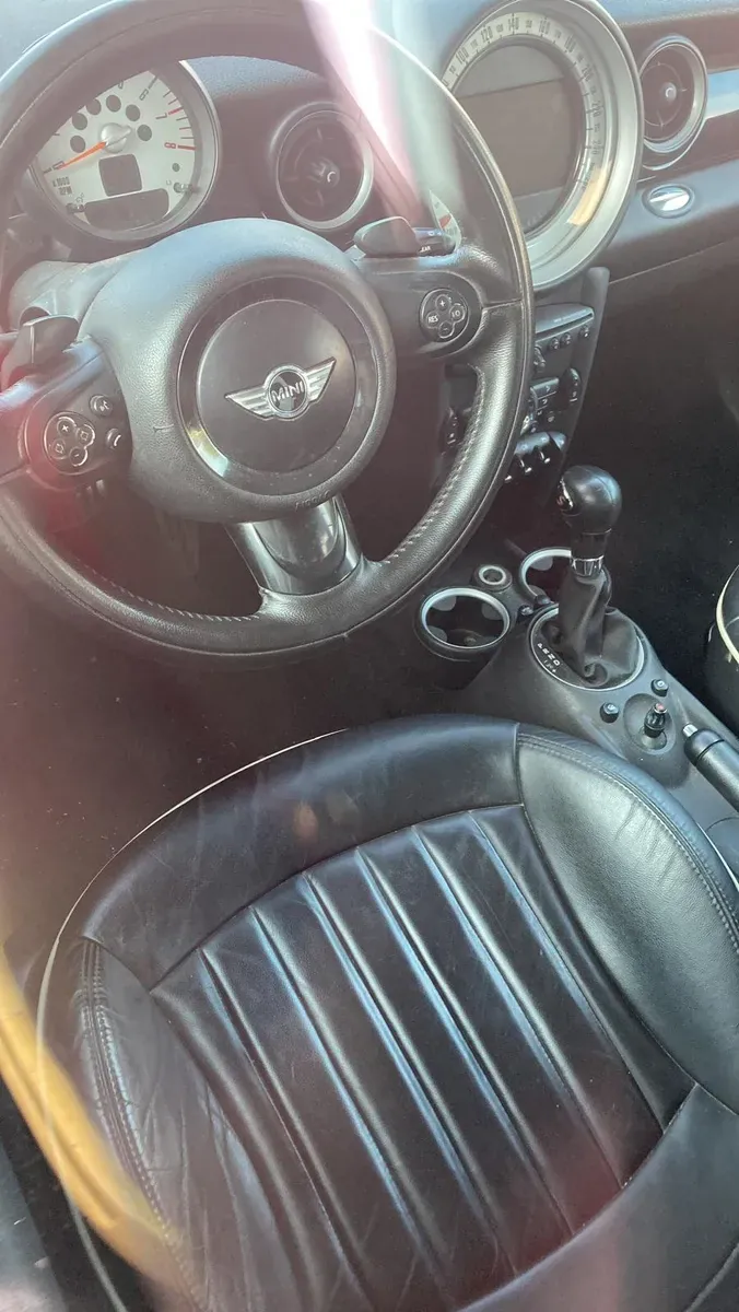 Mini Cooper 2011 photo 3