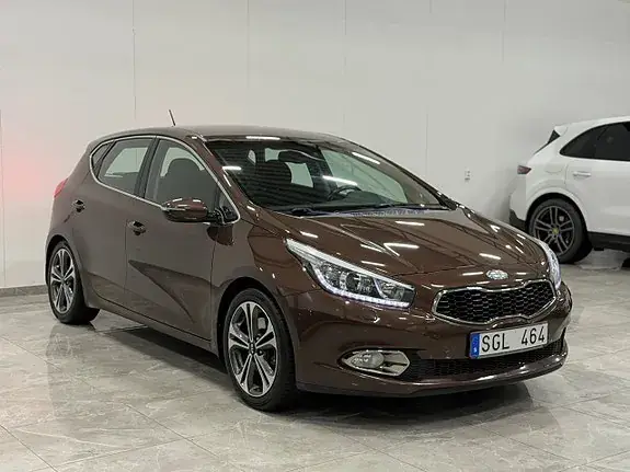 Kia Ceed 2013 photo 2