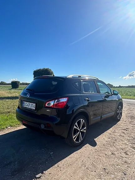 Nissan Qashqai 2010 photo 4
