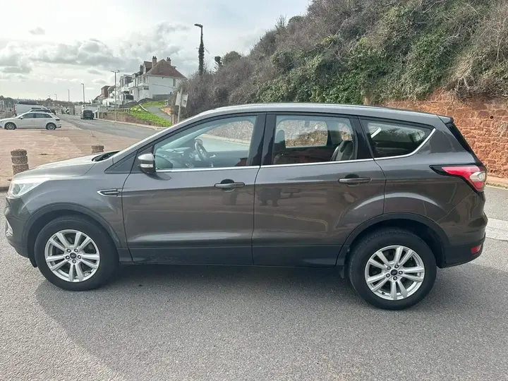 Ford Kuga 2018 photo 4