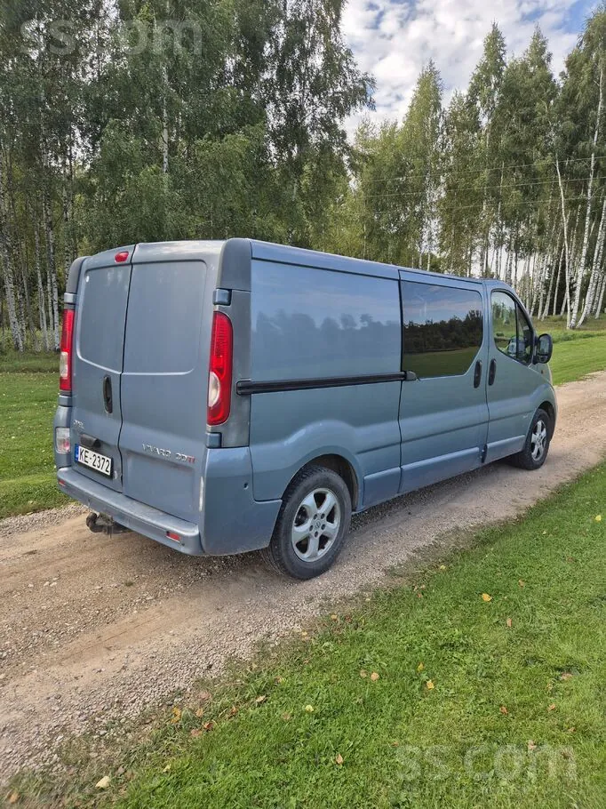 Opel Vivaro 2007 photo 4