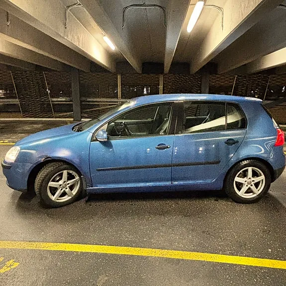 Volkswagen Golf V