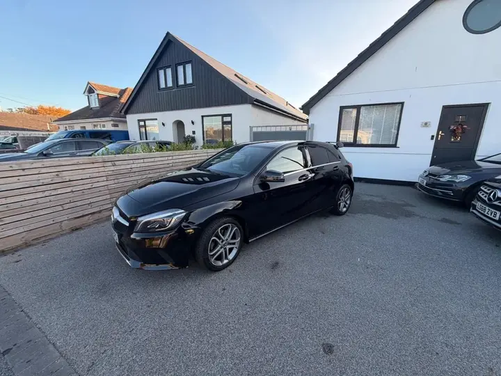 Mercedes-Benz A-Class 2018 photo 2