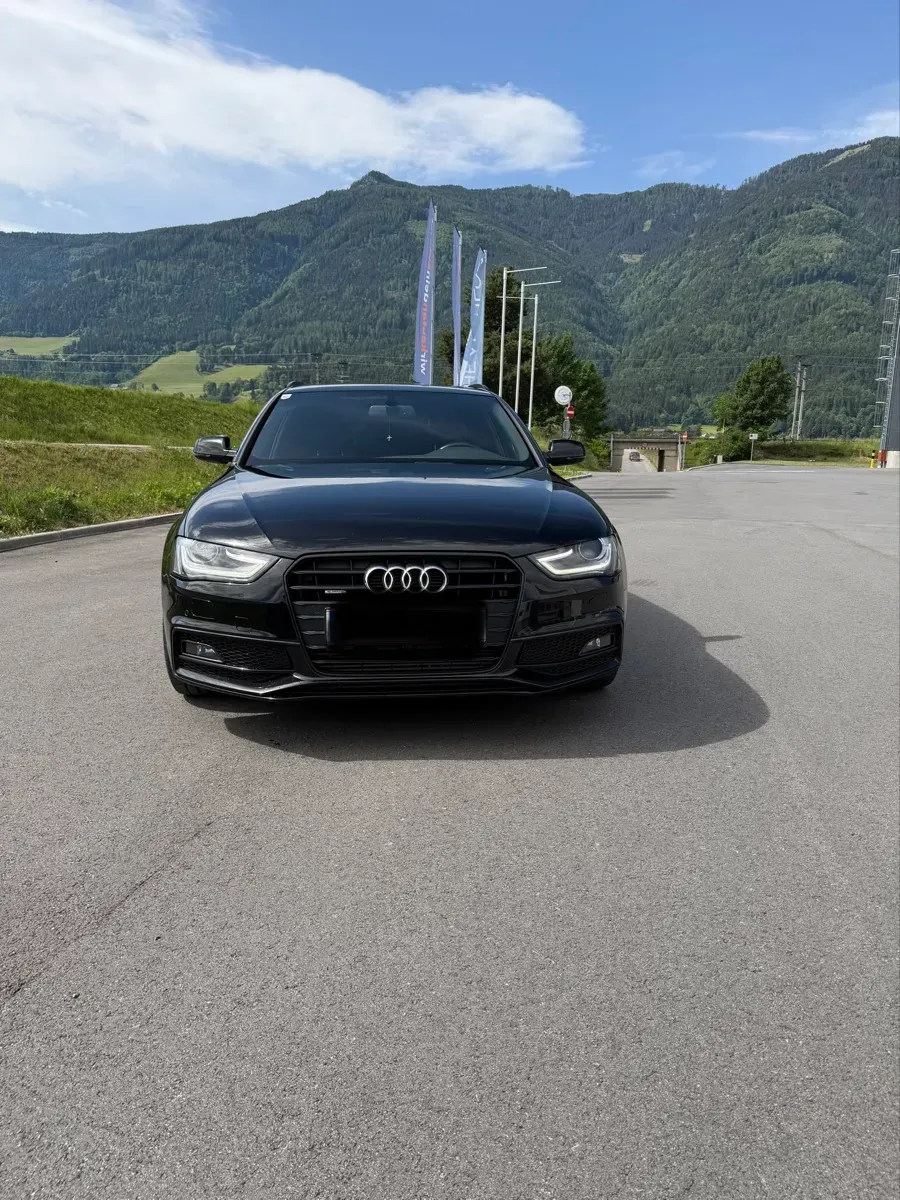 Audi A4 2014 photo 2