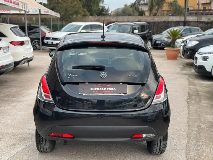 Lancia Ypsilon 2022 photo 5