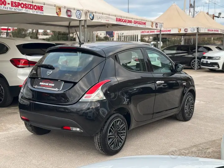 Lancia Ypsilon 2022 photo 4