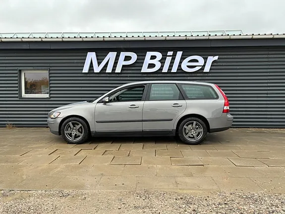 Volvo V50 2006 photo 2