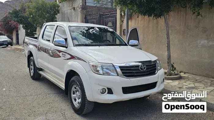 Toyota Hilux 2014 photo 4