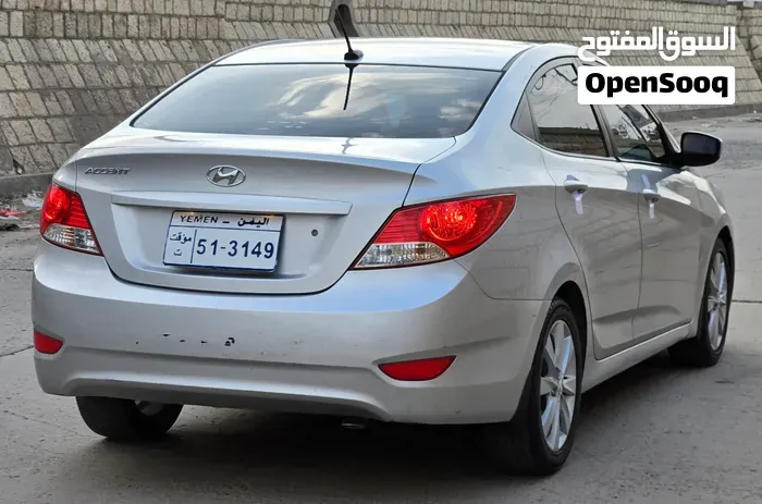 Hyundai Accent 2015 photo 4