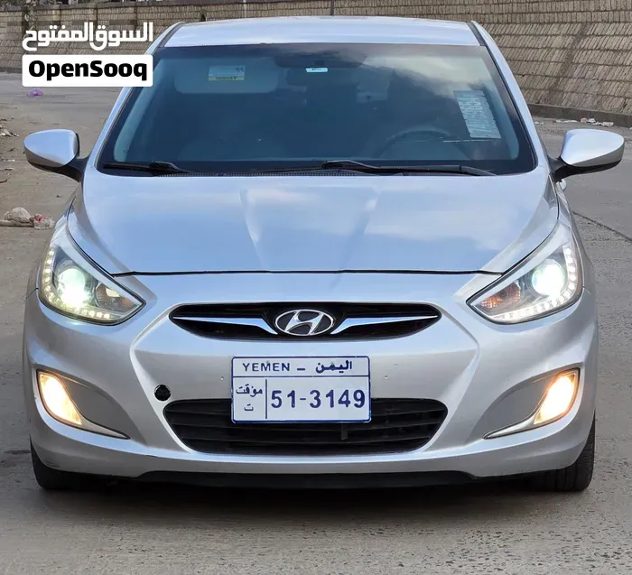 Hyundai Accent 2015 photo 2
