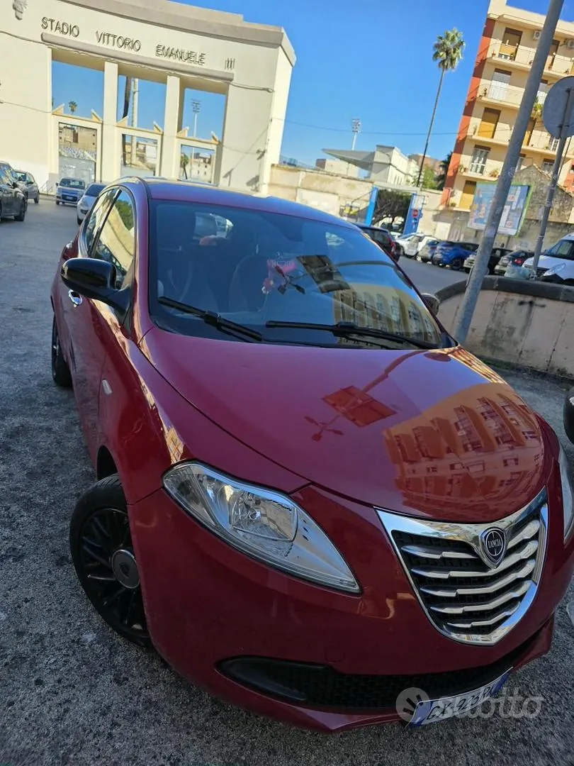 Lancia Ypsilon 2013 photo 4