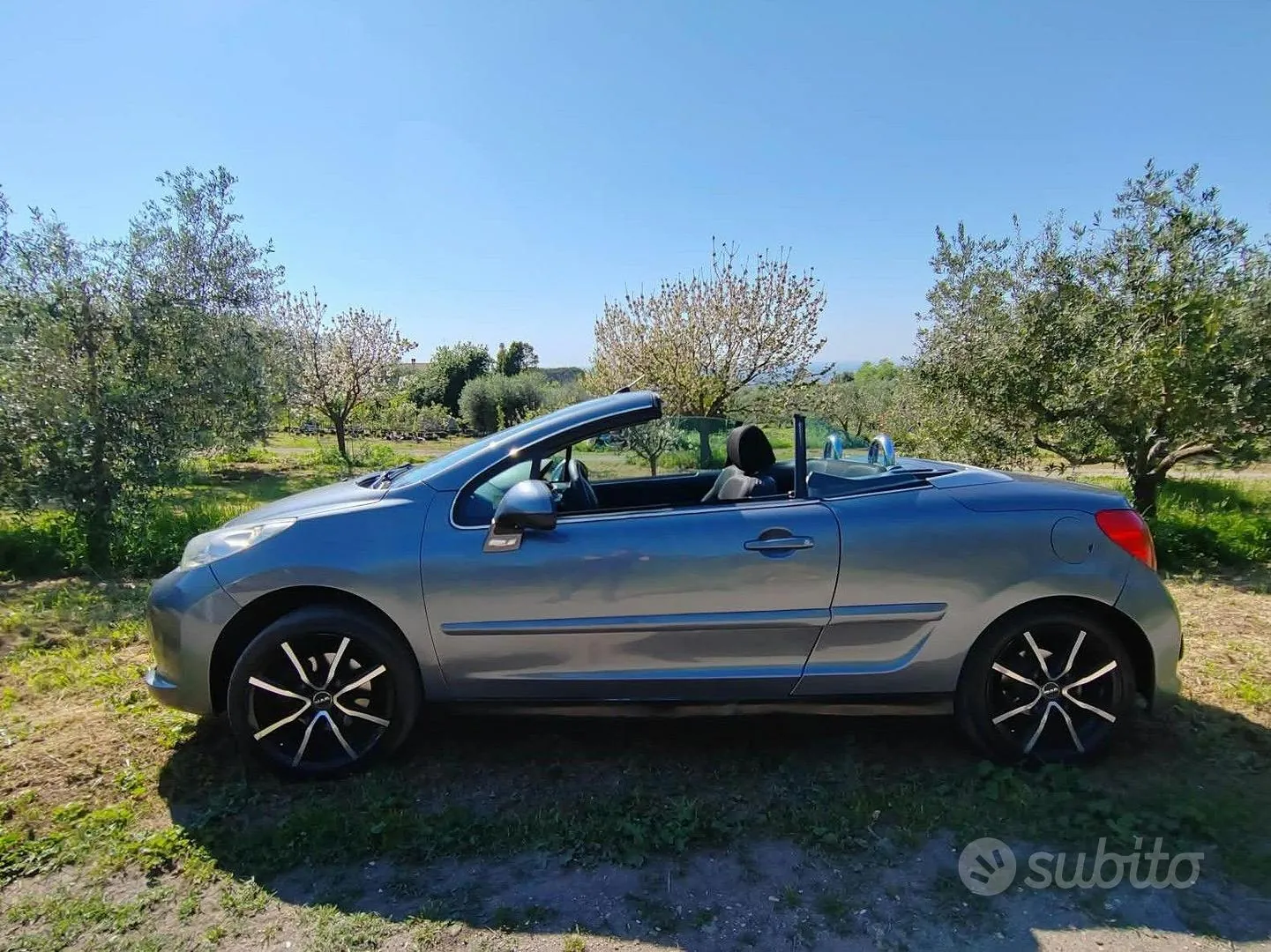Peugeot 207 2009 photo 3