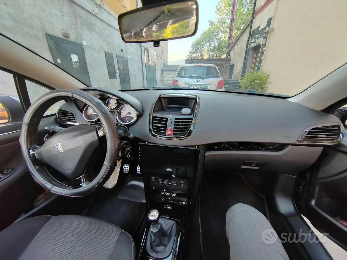 Peugeot 207 2009 photo 5
