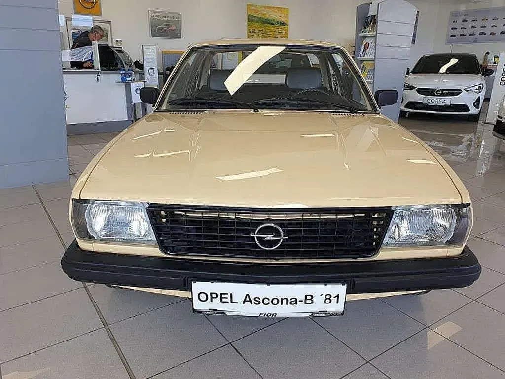 Opel Ascona 1981 photo 3