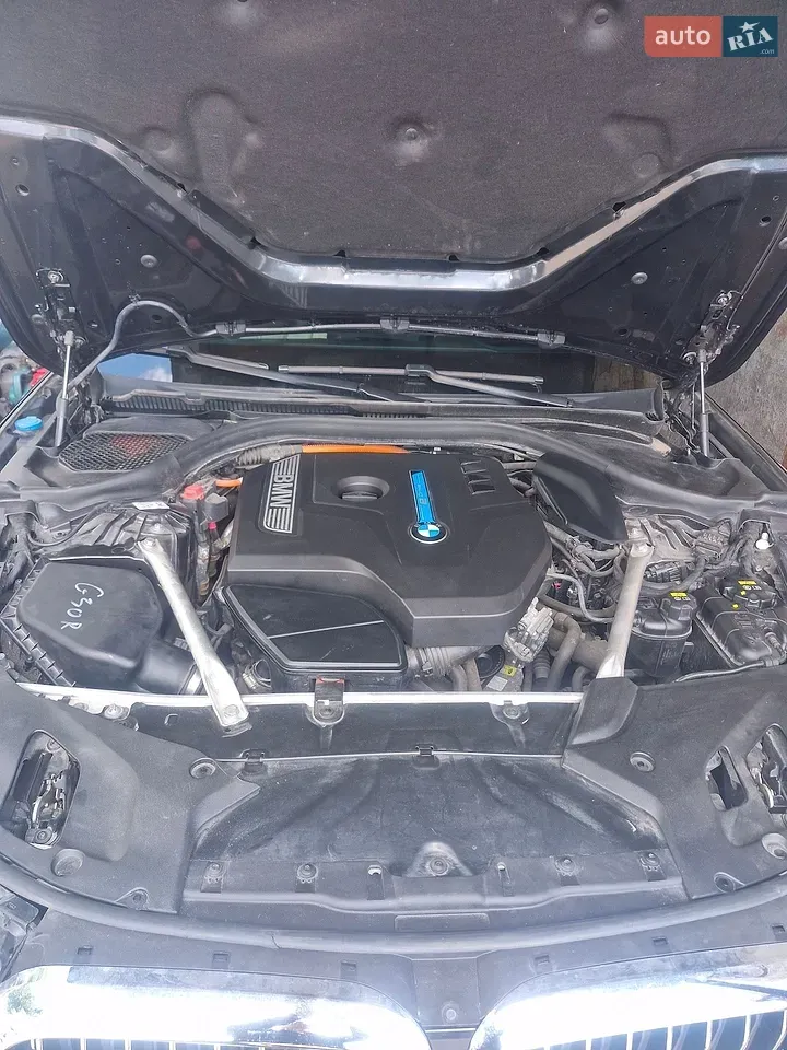 BMW 5 Series 2017 photo 3