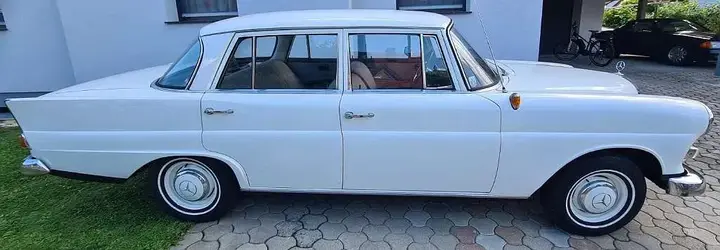 Mercedes-Benz 190 1965 photo 2