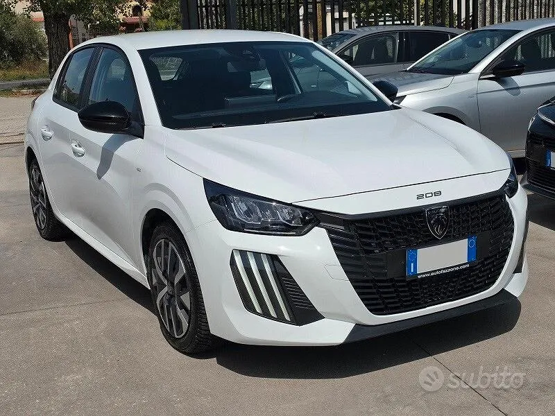 Peugeot 208