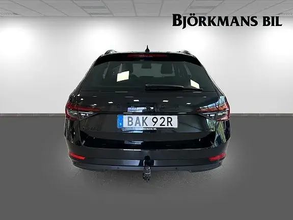 Skoda Superb 2022 photo 5