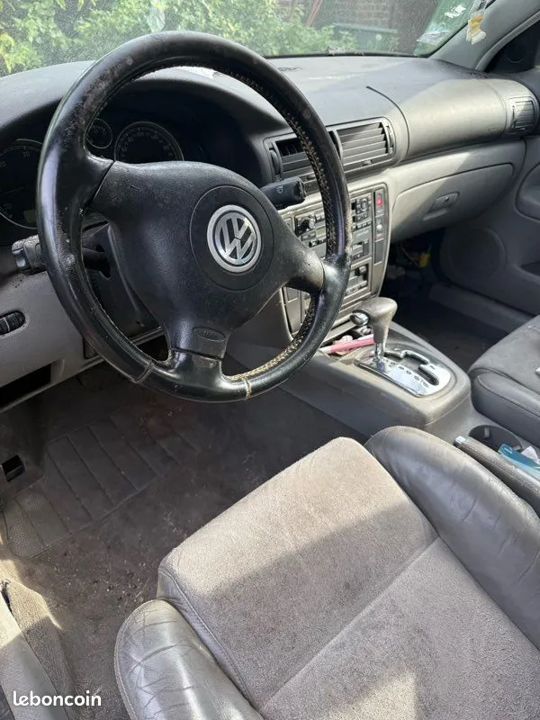 Volkswagen Passat 2003 photo 2