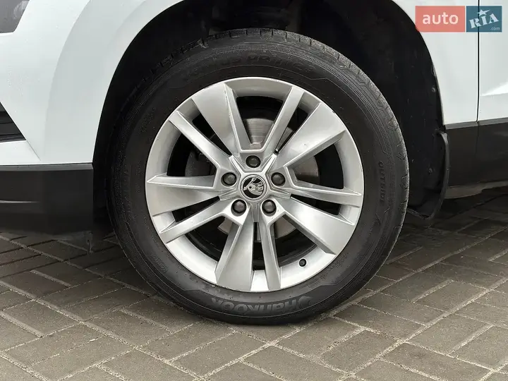 Skoda Karoq 2021 photo 2
