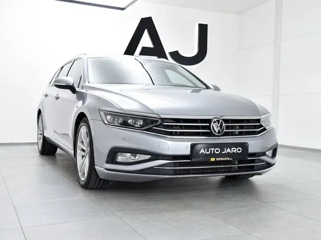 Volkswagen Passat Variant 2021 photo 2