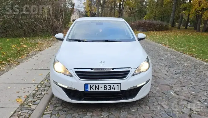 Peugeot 308 2014 photo 3