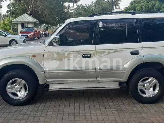 Toyota Land Cruiser 1998 photo 2