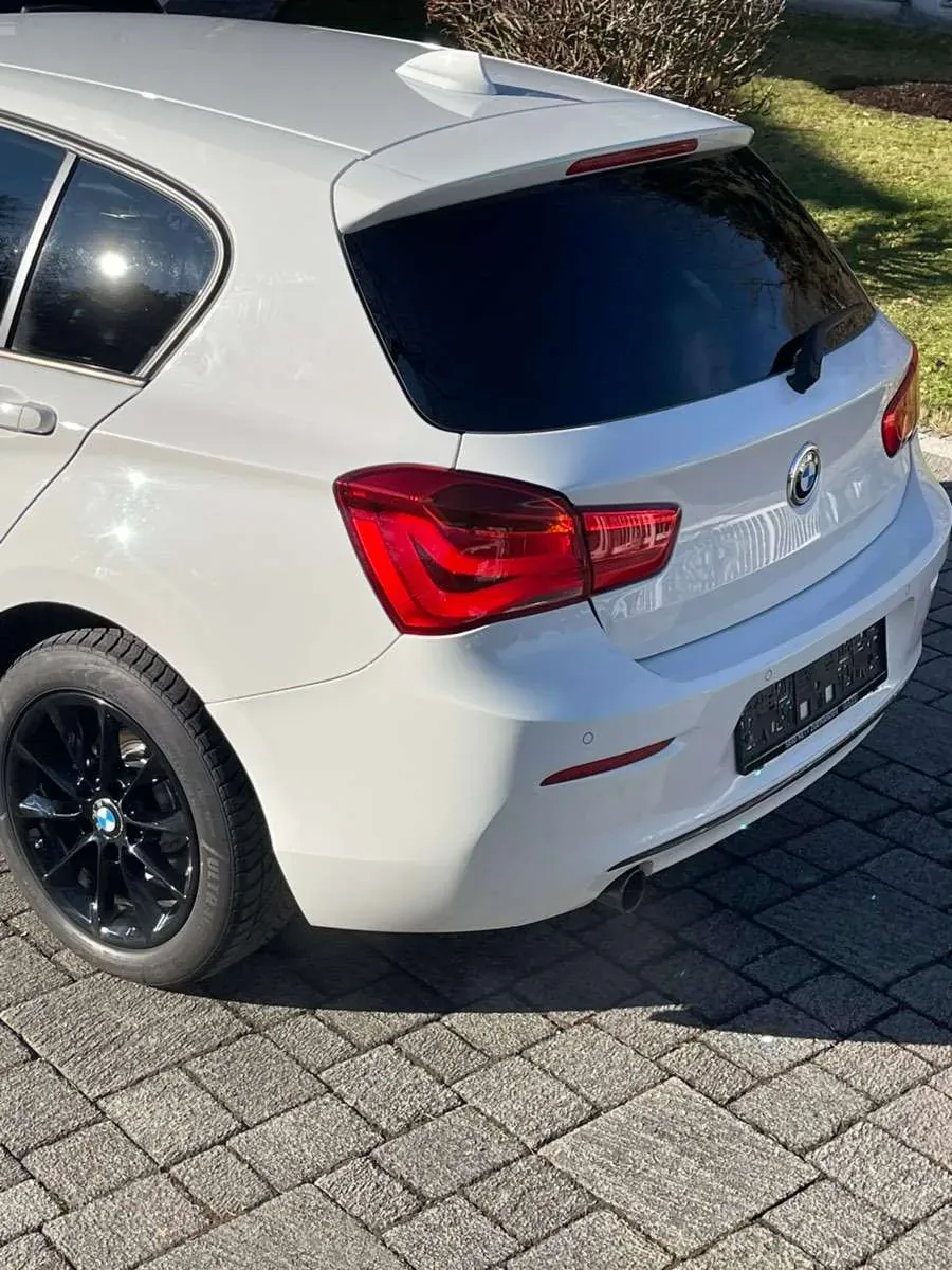 BMW 1 Series 2017 photo 2