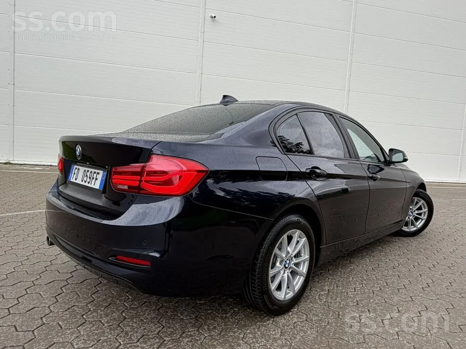 BMW 320D 2017 photo 2