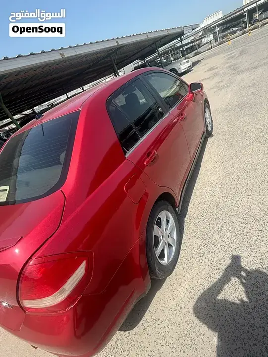 Nissan Tiida 2009 photo 2