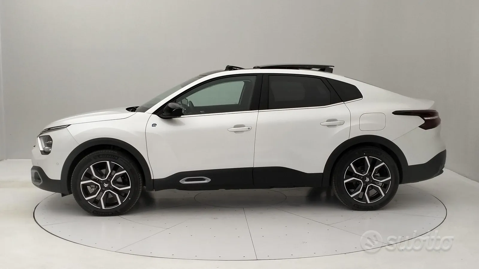Citroen C4 X 2023 photo 2