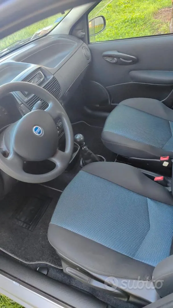 Fiat Punto 2007 photo 4