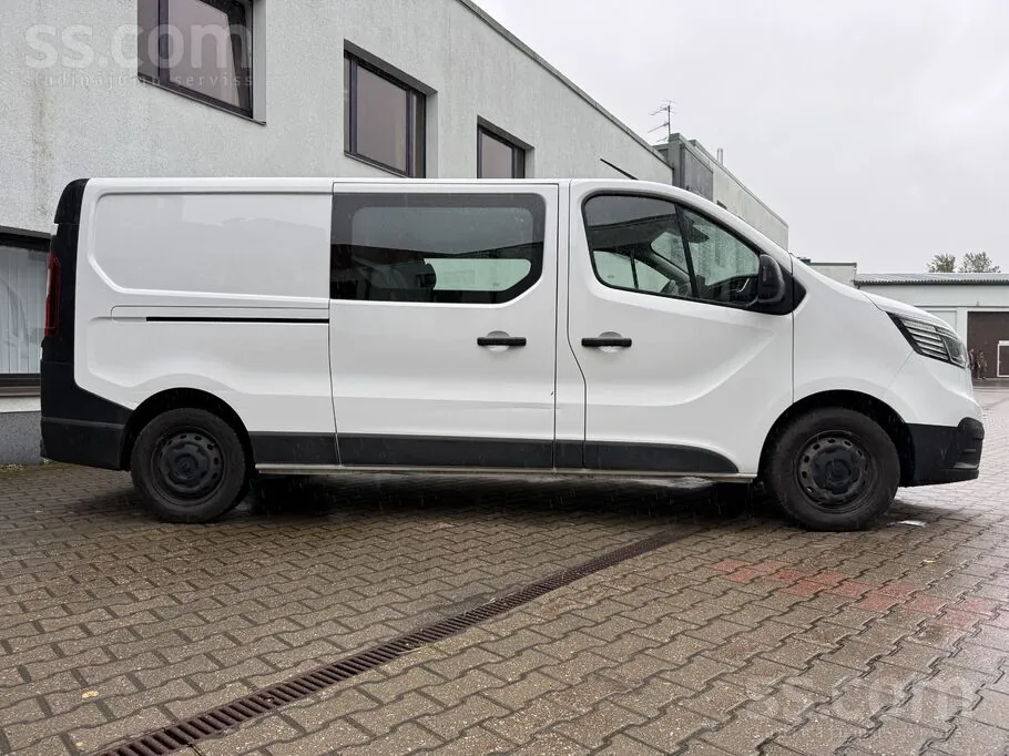 Renault Trafic 2023 photo 4