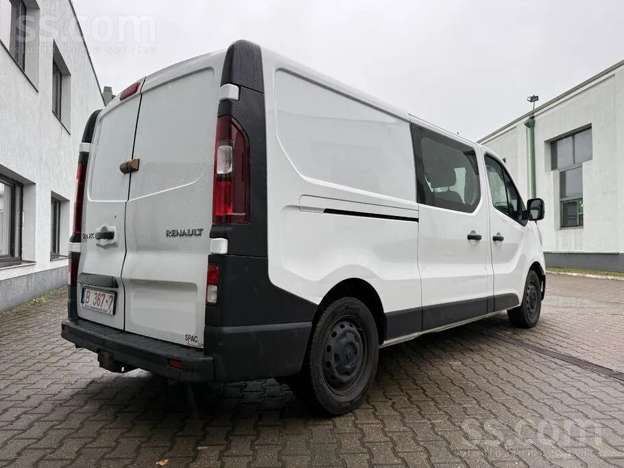 Renault Trafic 2023 photo 3