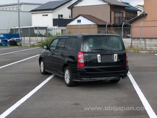 Toyota Succeed Wagon 2011 photo 3