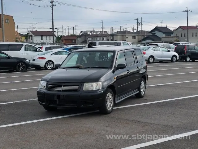 Toyota Succeed Wagon 2011 photo 2