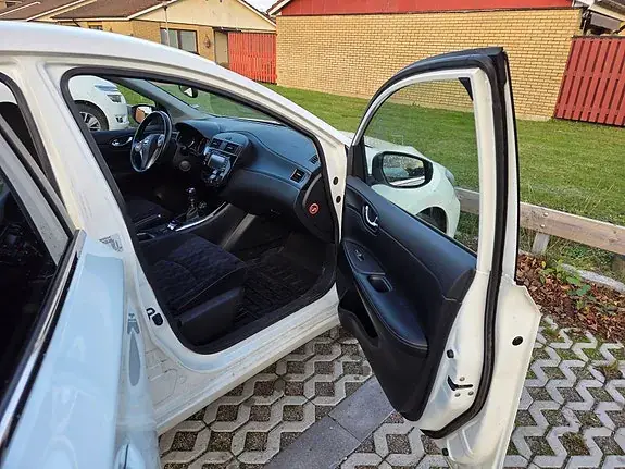 Nissan Pulsar 2014 photo 5