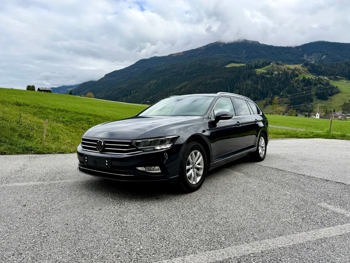 Volkswagen Passat 2021 photo 2
