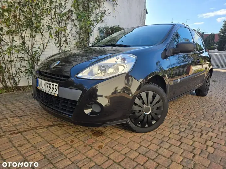 Renault Clio Iii 2012 photo 2