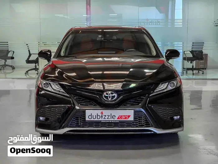 Toyota Camry 2023 photo 2
