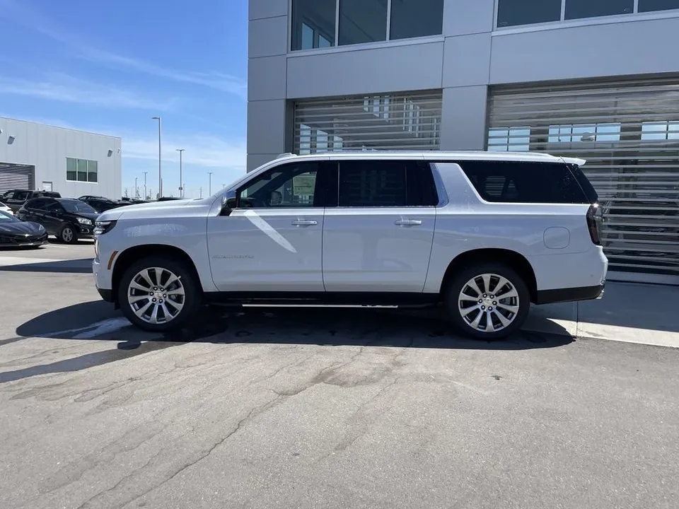 Chevrolet Suburban 2026 photo 5