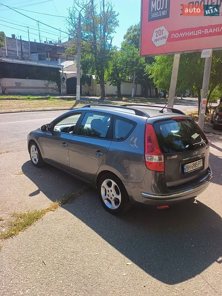 Hyundai I30 2009 photo 3